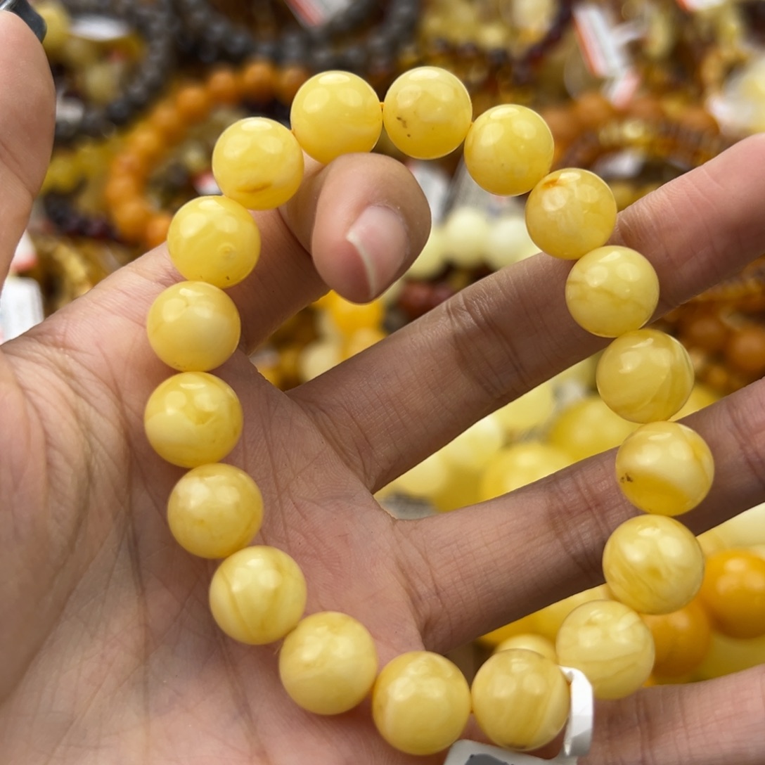 琥珀珠宝奇石未镶嵌