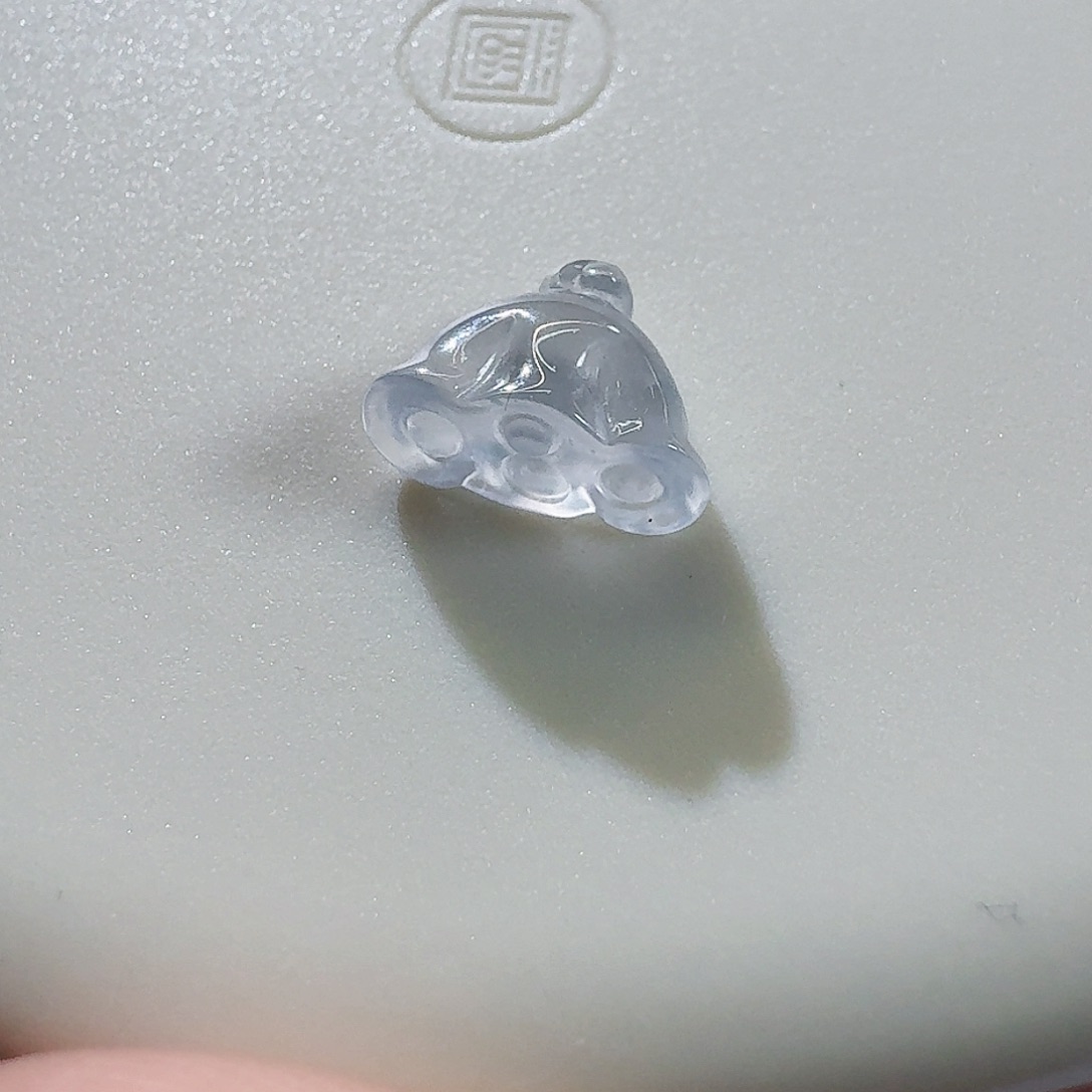 翡翠颈饰未镶嵌莲蓬