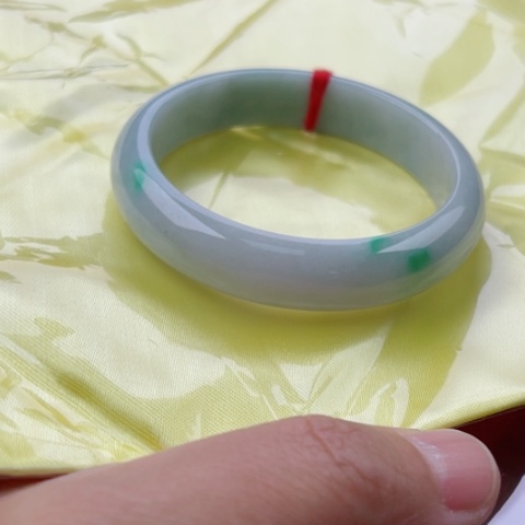 翡翠手镯未镶嵌正57.7(48小时鉴赏期)