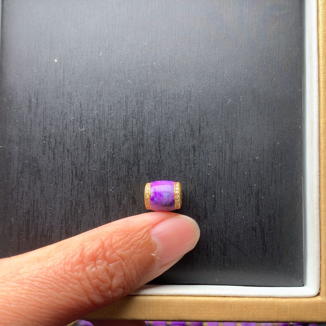 苏纪石（舒俱来）吊坠18K金镶嵌