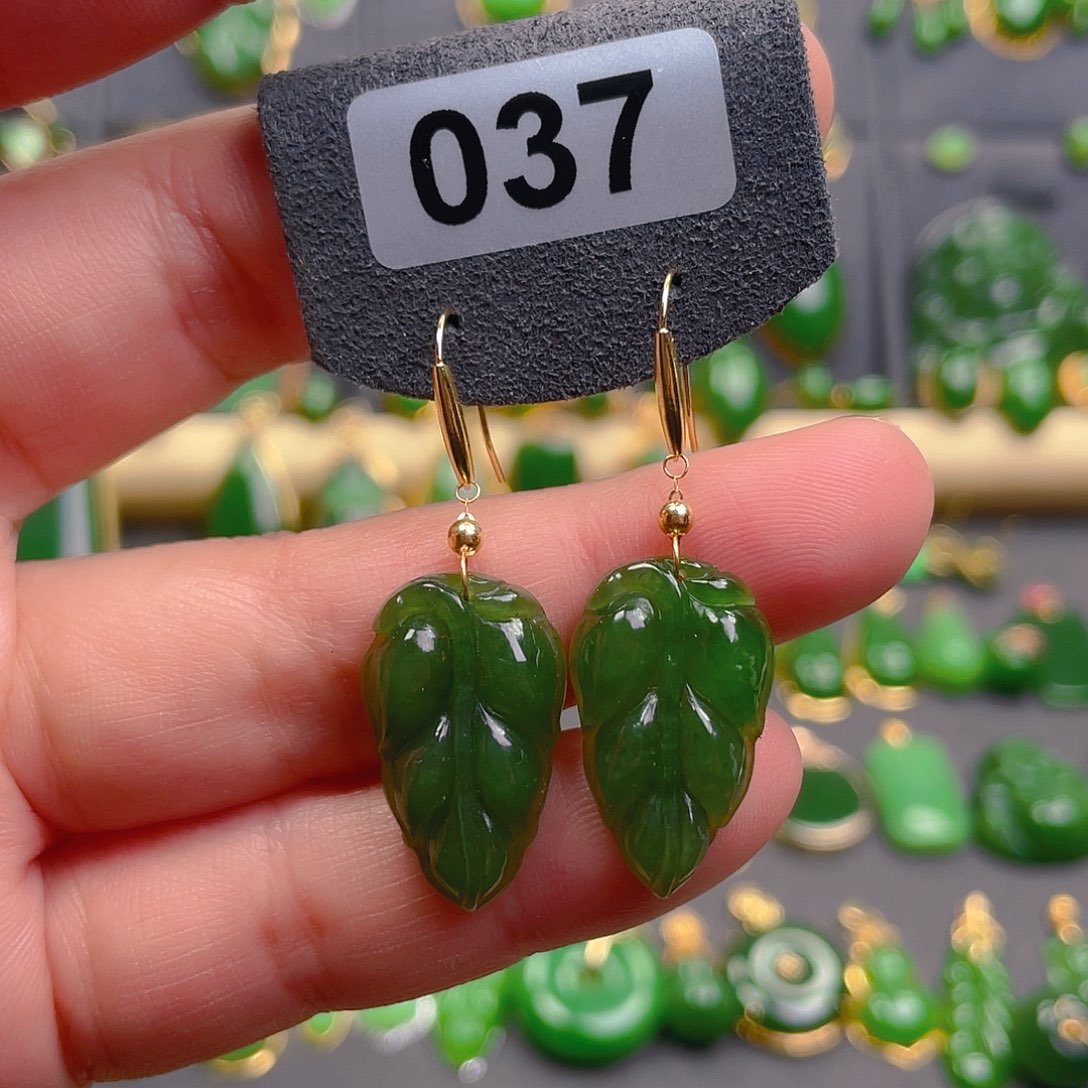 和田玉耳饰18K金镶嵌037