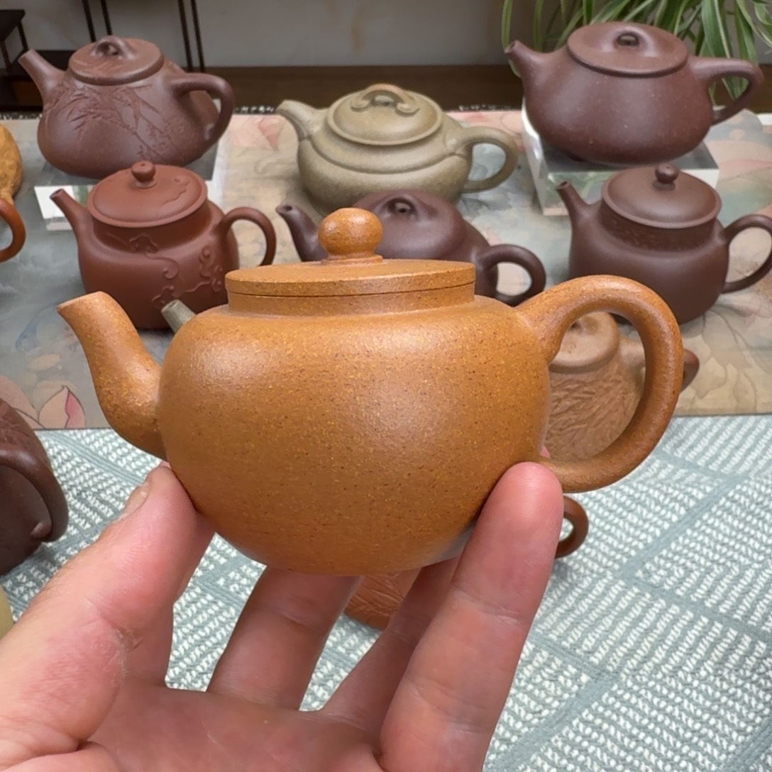 茶壶紫砂微瑕 平盖莲子 145cc
