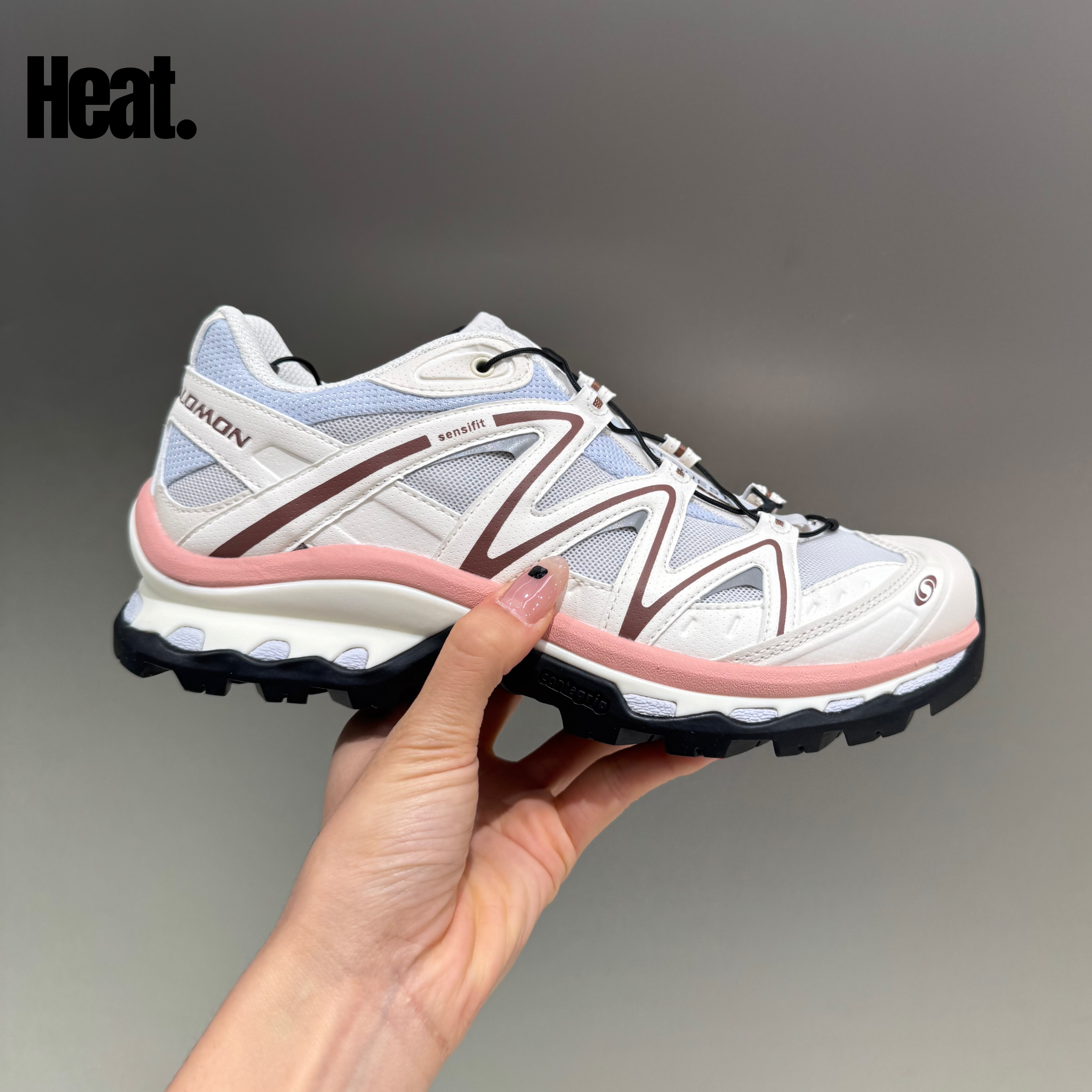 SALOMON/萨洛蒙XT-QUEST四季款复古越野机能低帮户外跑鞋 白香槟