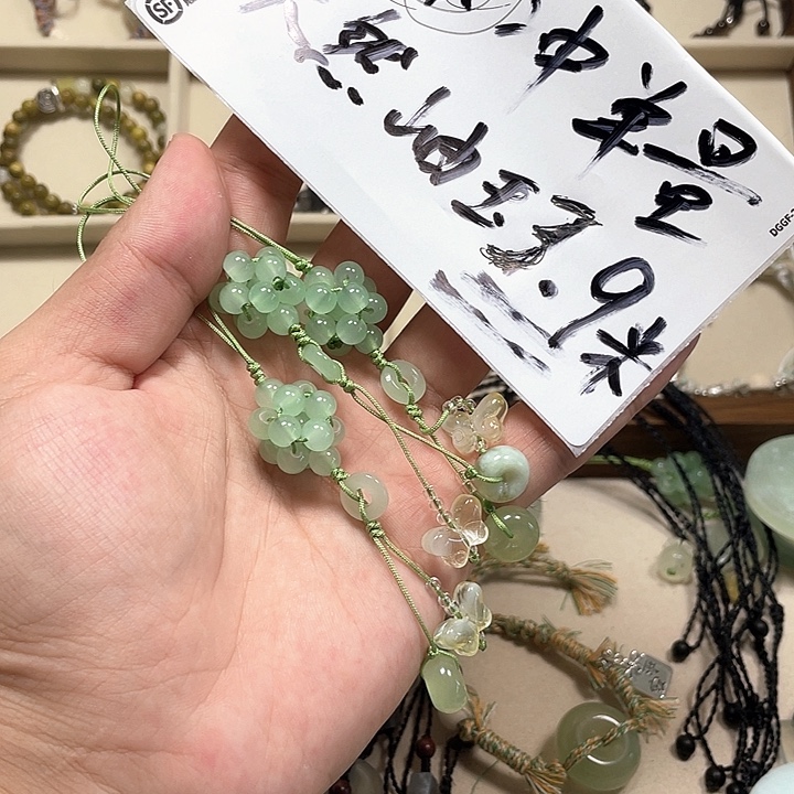 合金蛇纹石玉颈饰