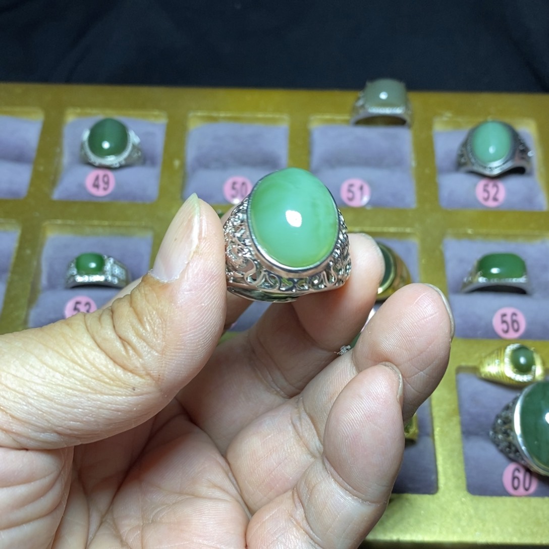 和田玉（碧玉）戒指未镶嵌