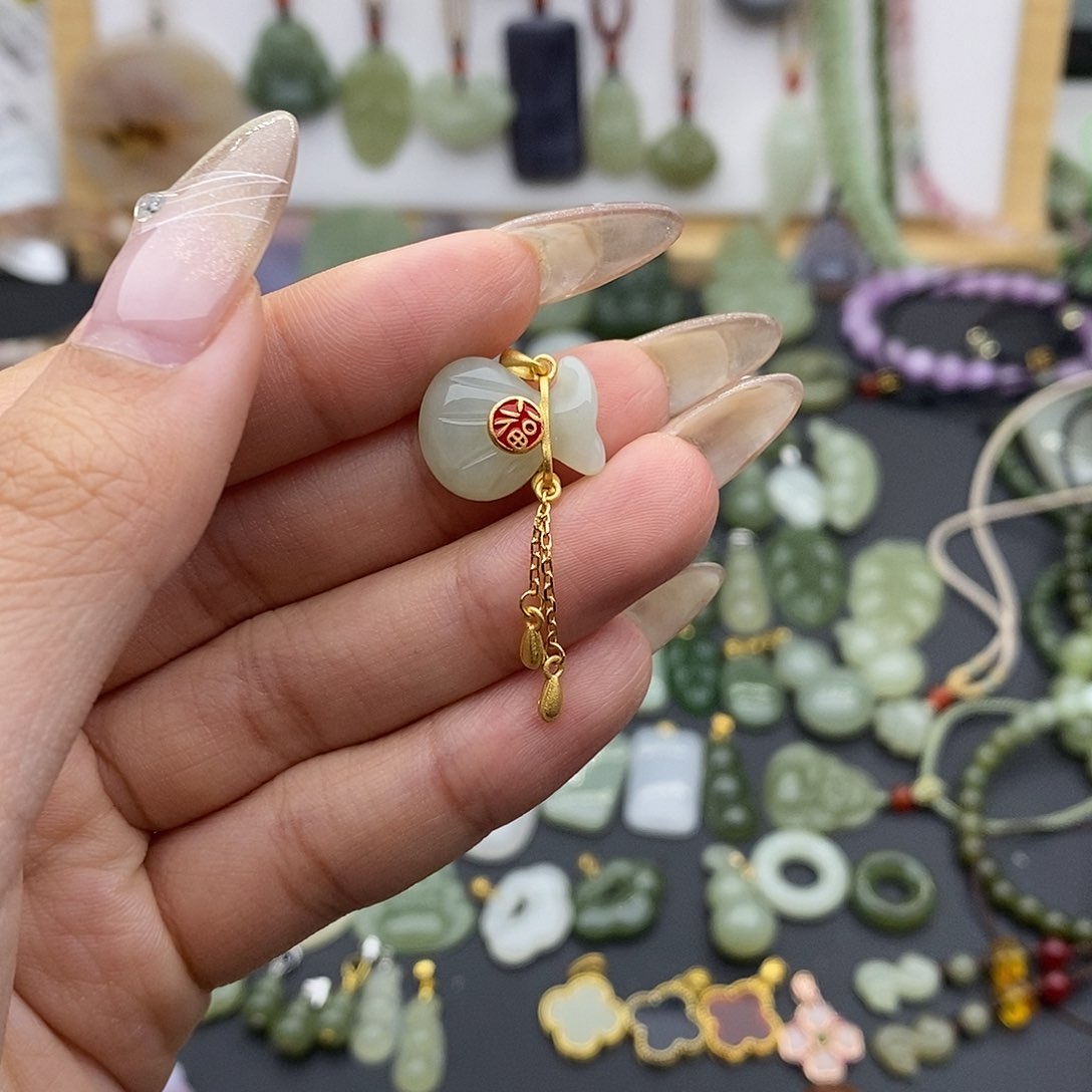 和田玉吊坠(不含链)银S925镶嵌