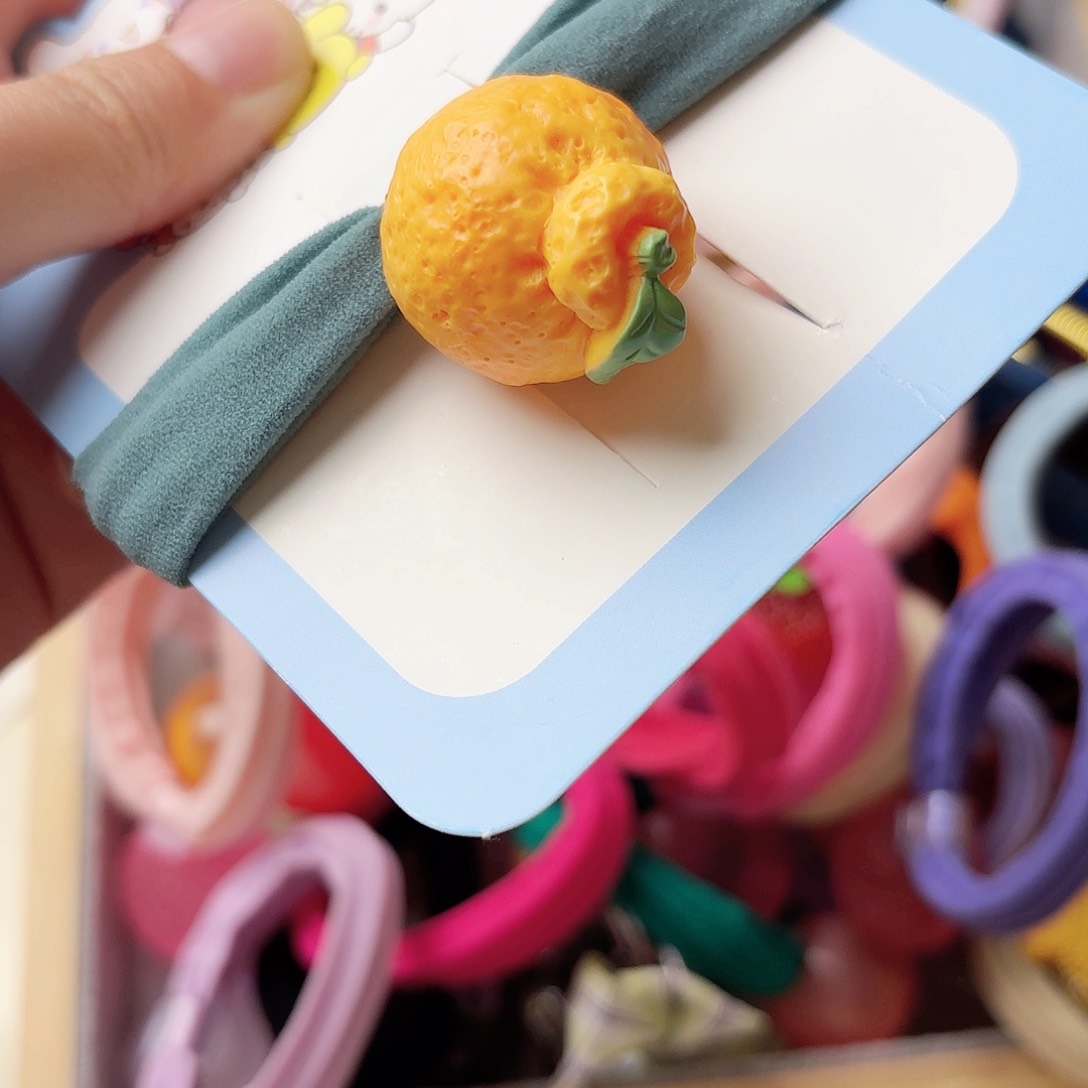 布艺铁合金丑橘发圈