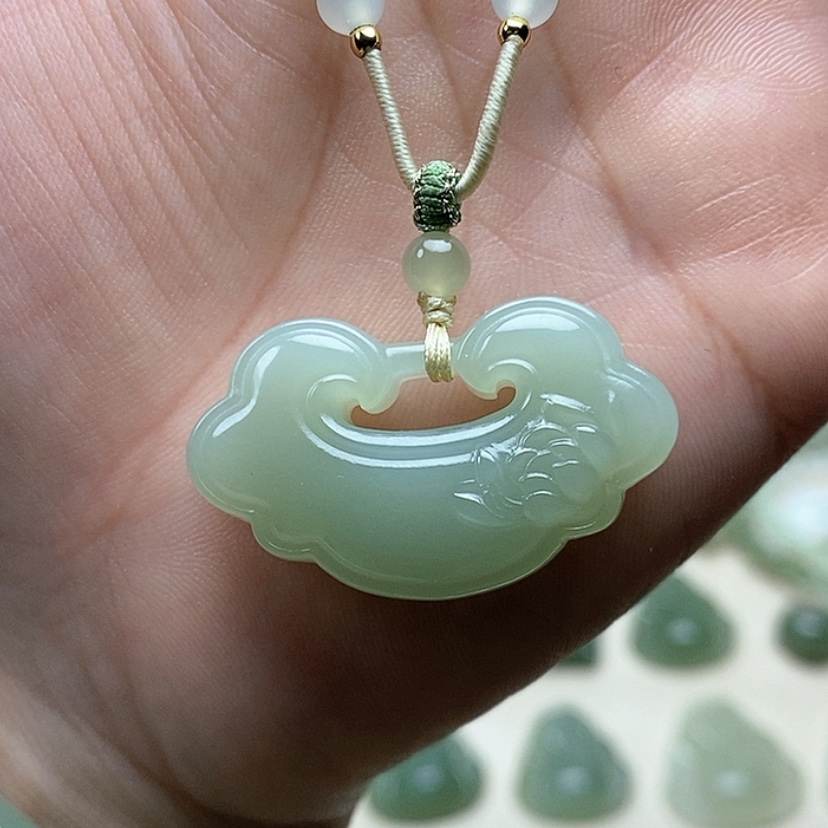 【闪购商品】和田玉颈饰未镶嵌