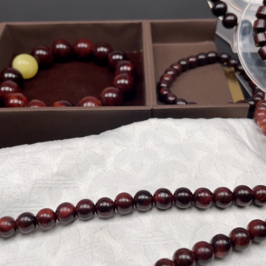 黄花梨/降香黄檀手串皓*0.8x 108