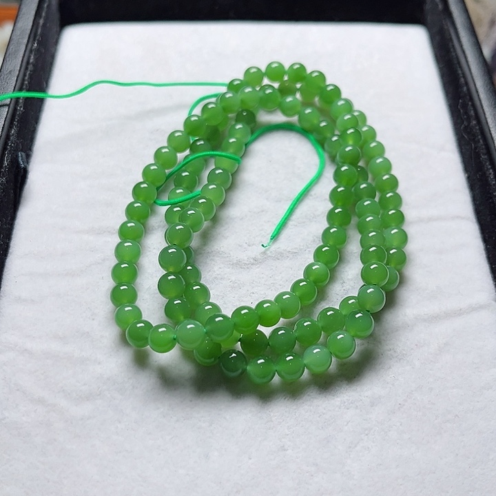 和田玉（碧玉）颈饰未镶嵌?*