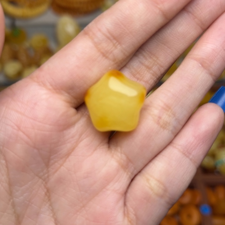 蜜蜡未镶嵌珠宝奇石-159-天然蜜蜡满蜡俏色无优化星星吊坠