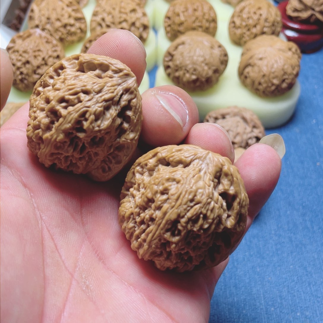 文玩核桃把件南疆石