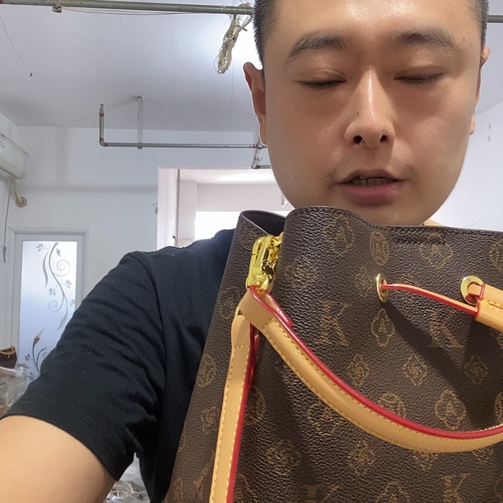 蚕丝PVC水牛皮（革）小牛皮（革）牛皮纸