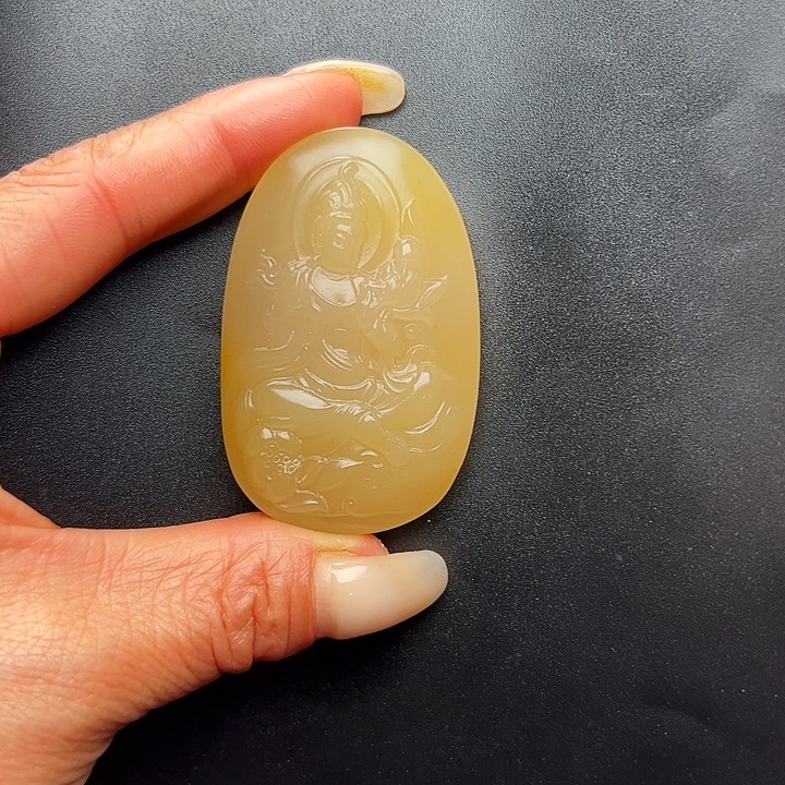 石英质玉黄蜡石挂件未镶嵌顺****缘