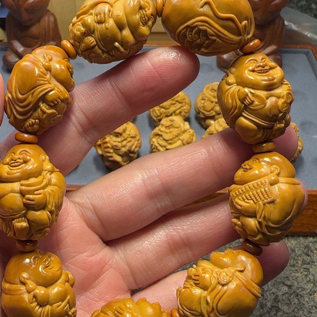 橄榄核吊坠……………………