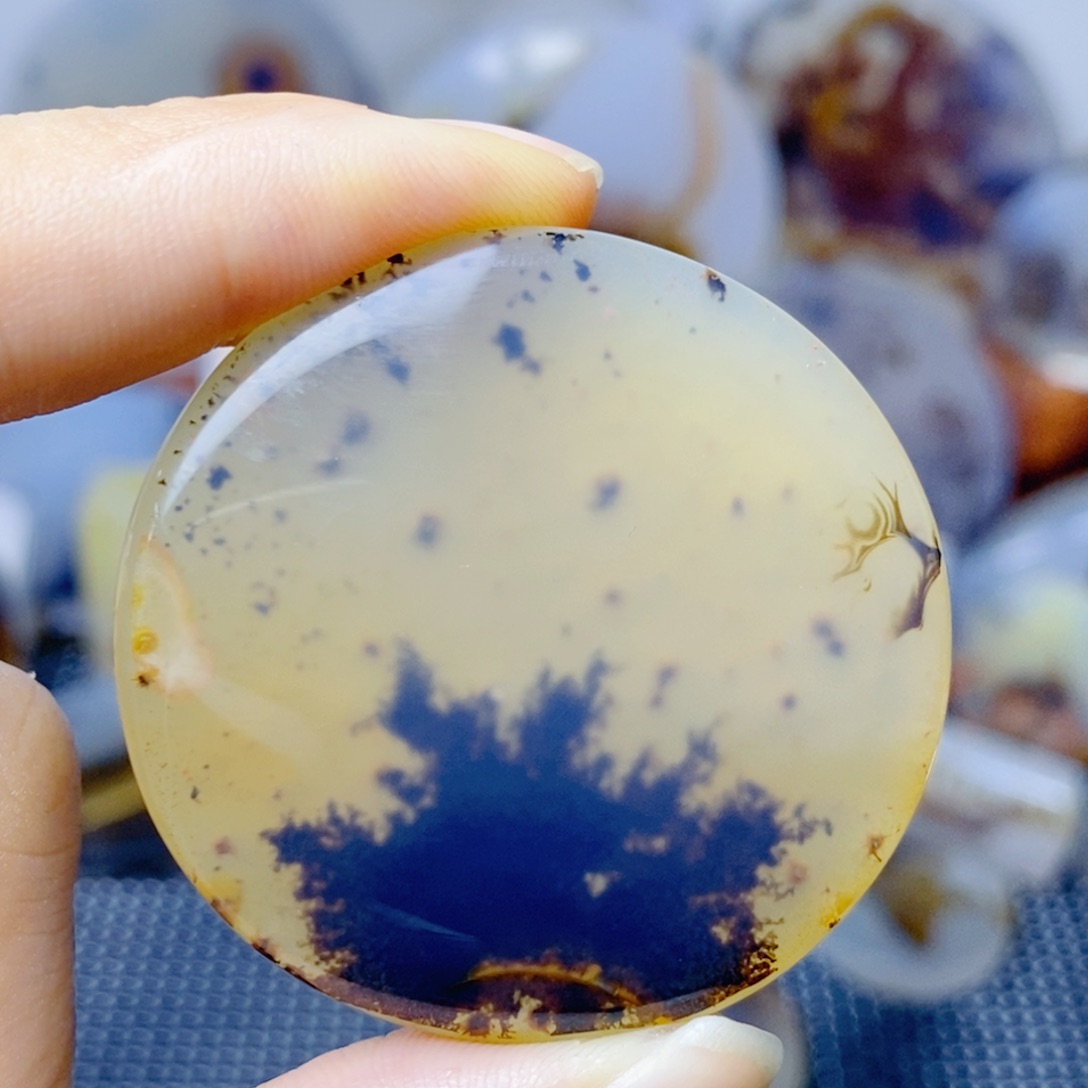 玛瑙/玉髓未镶嵌珠宝奇石