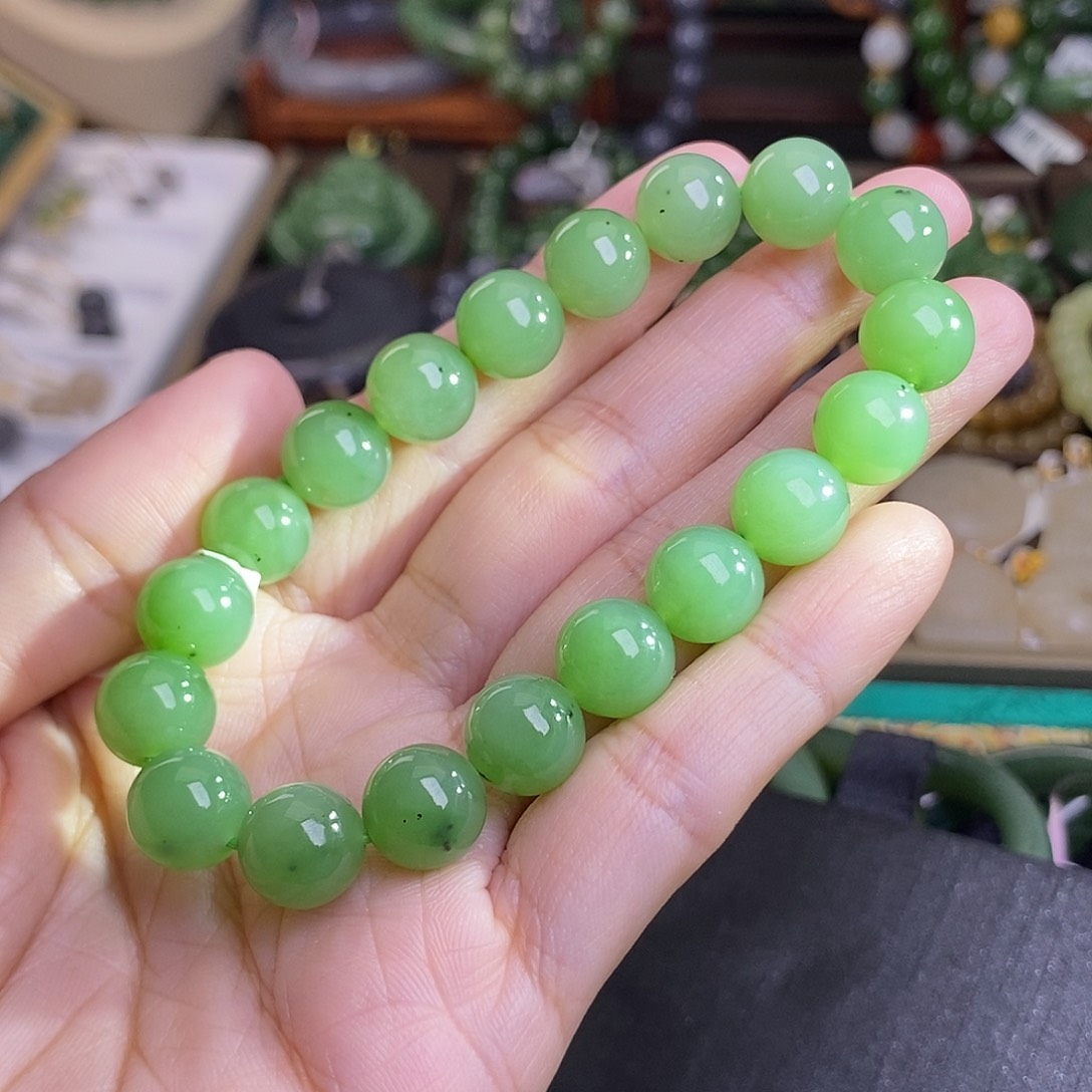 和田玉乌兰海碧玉猕猴桃手链约10MM未镶嵌