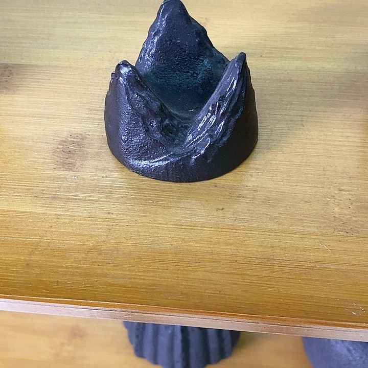 1三角立足支撑架铸铁纯手工打造