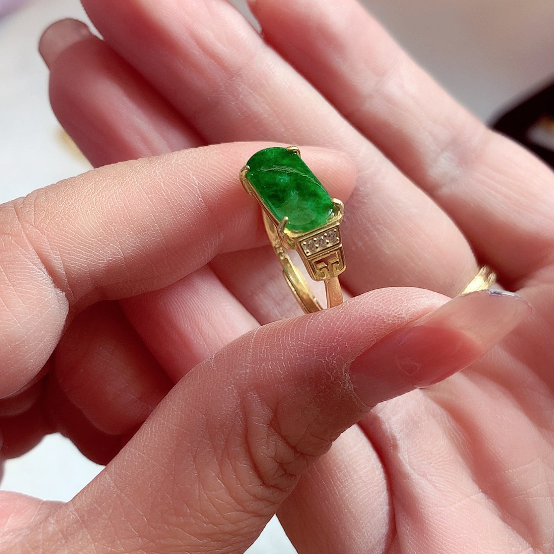 翡翠颈饰银S925镶嵌翡翠