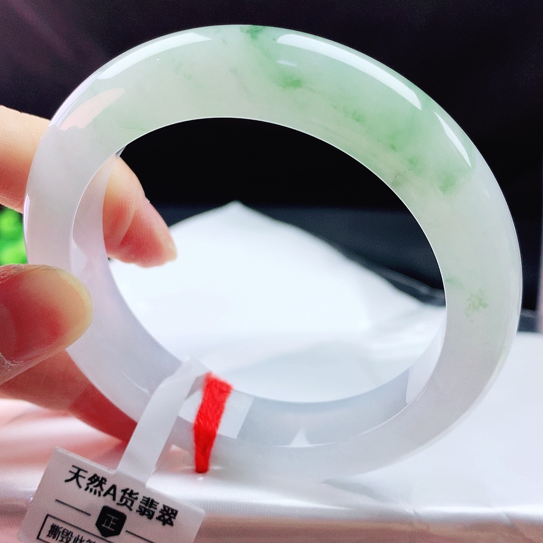 未镶嵌手镯翡翠55圈