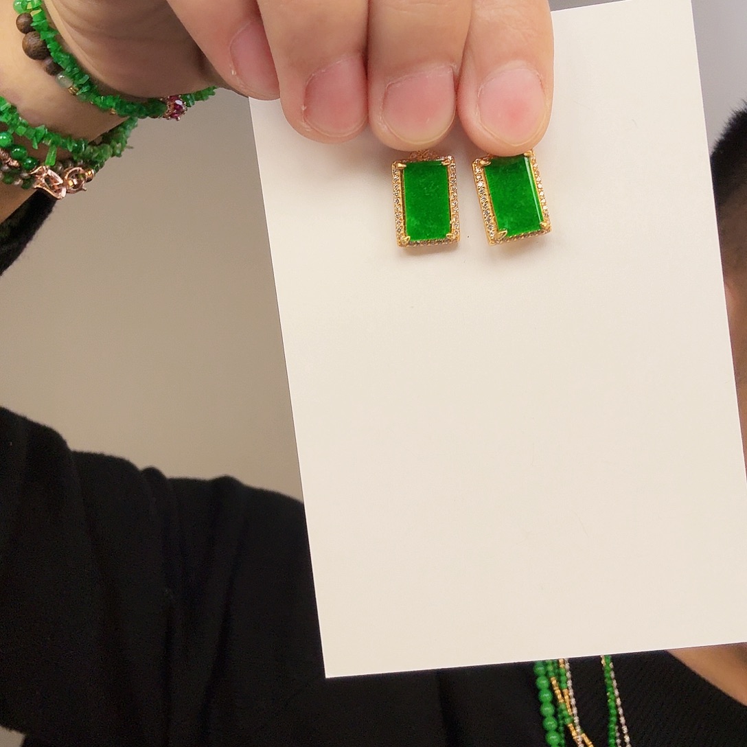 翡翠未镶嵌颈饰多样性发货只发一件