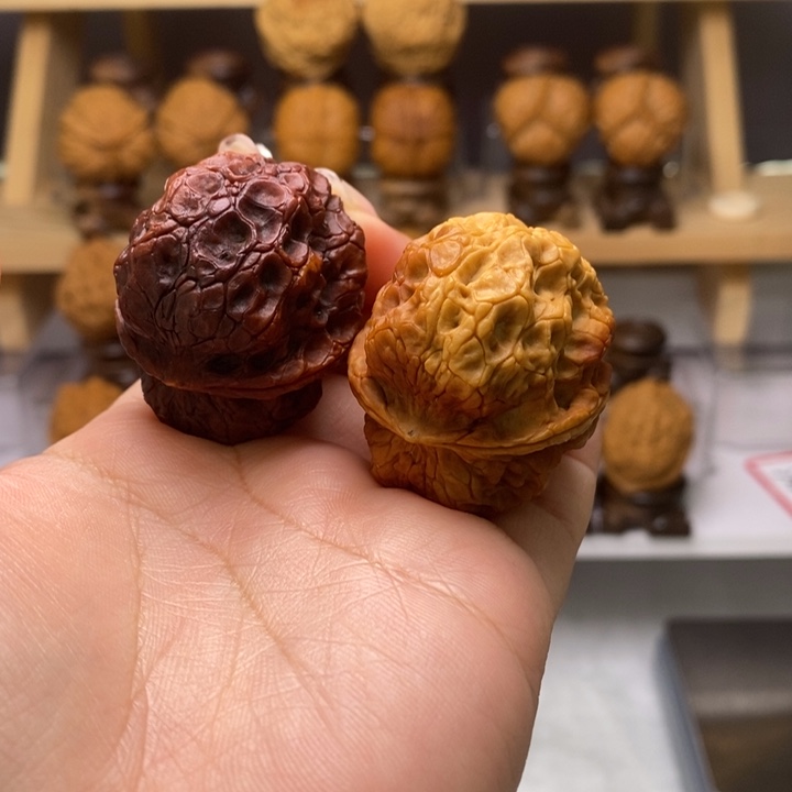 文玩核桃吊坠40招财进宝Y18