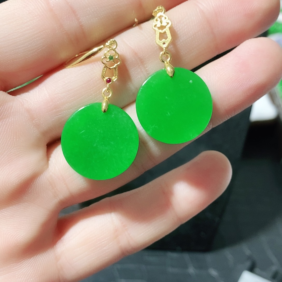 翡翠颈饰银S925镶嵌吊坠