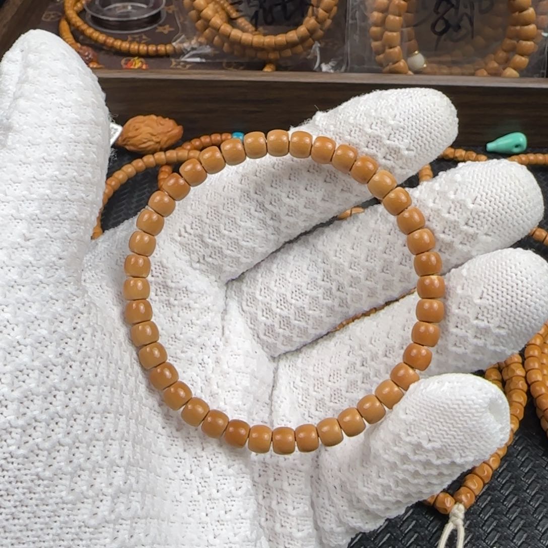 橄榄核吊坠5.9mm清水一号极限弧单圈颗颗三花