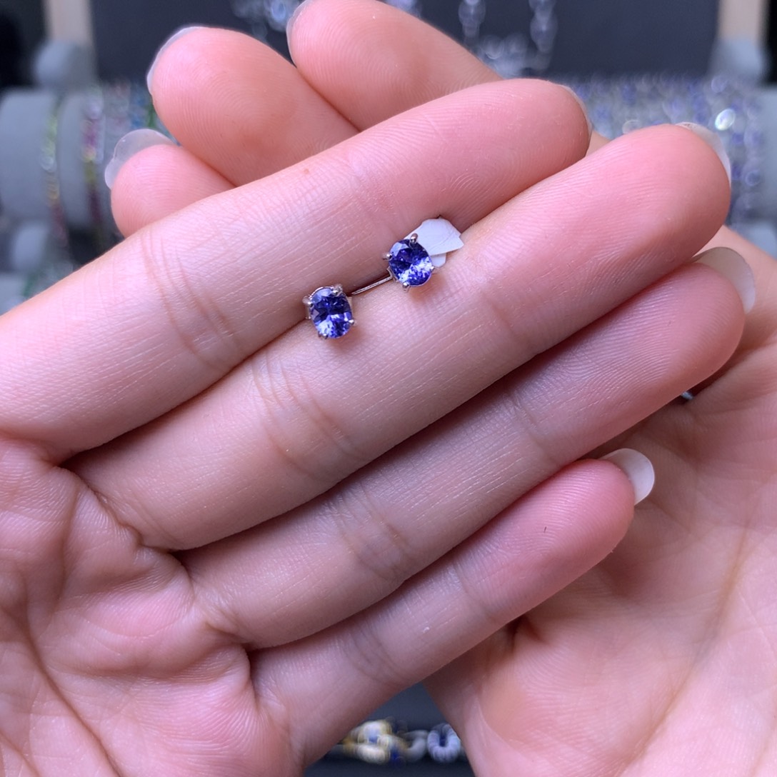 耳环银S925镶嵌坦桑石