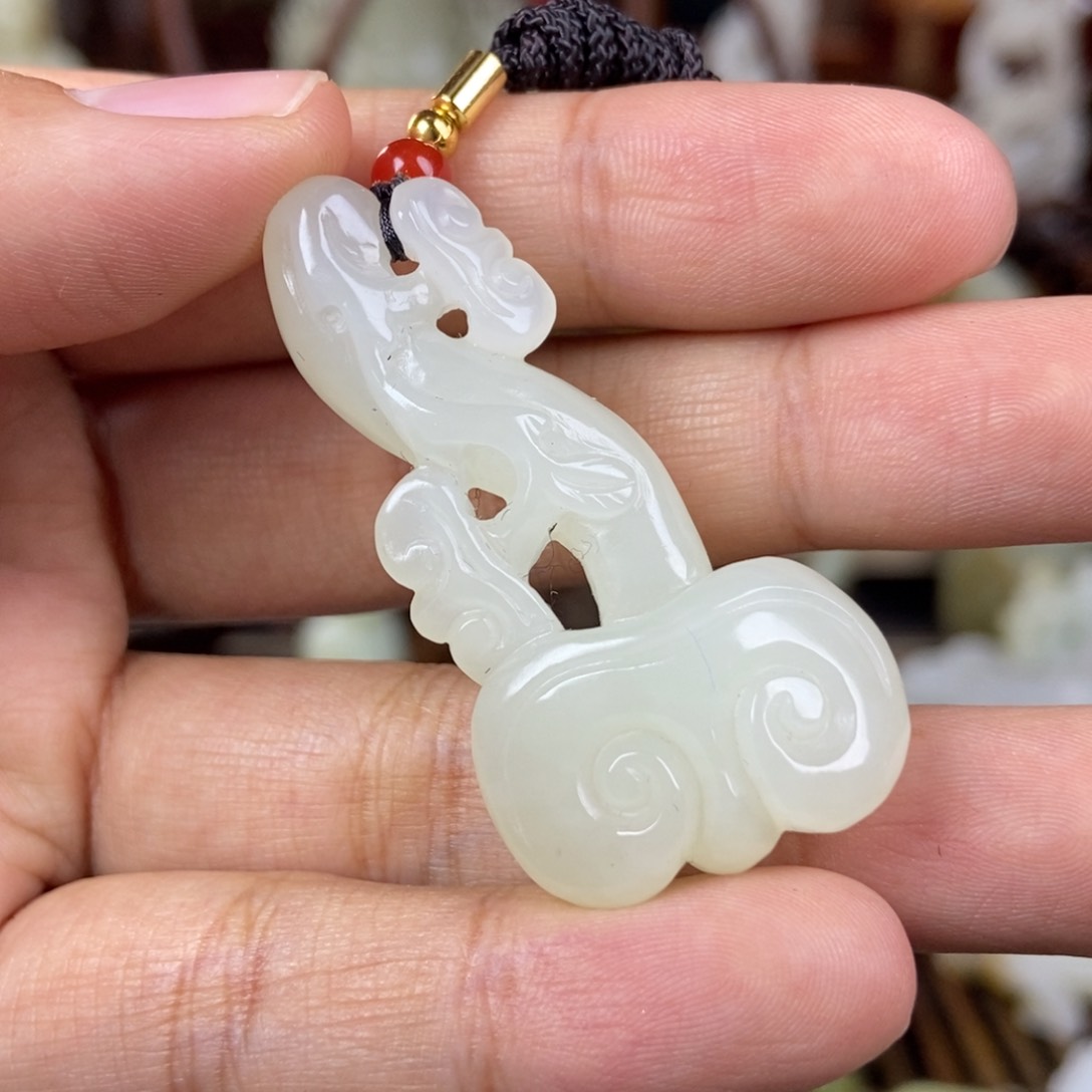 和田玉挂件未镶嵌