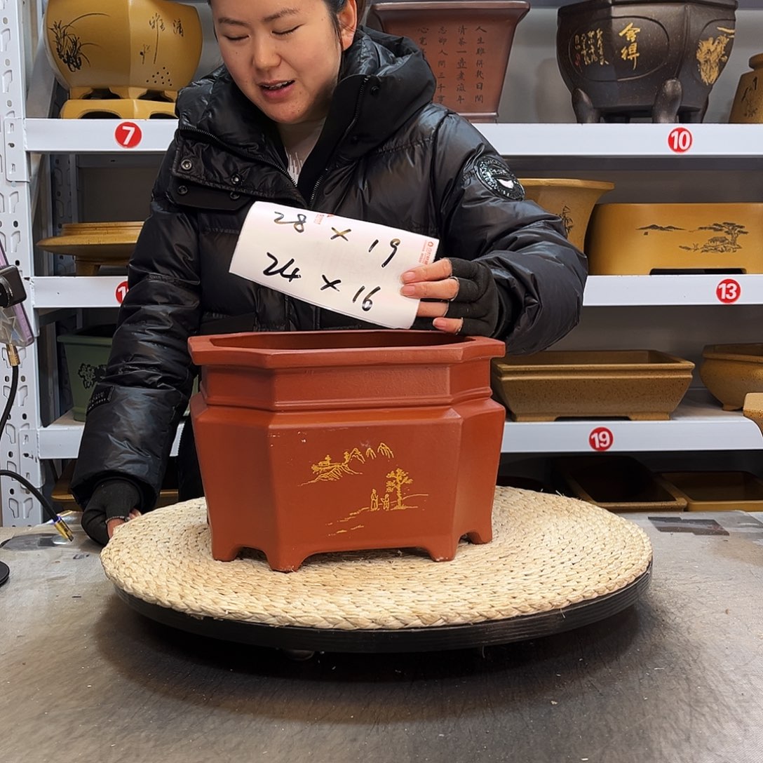 紫砂花盆紫砂花盆