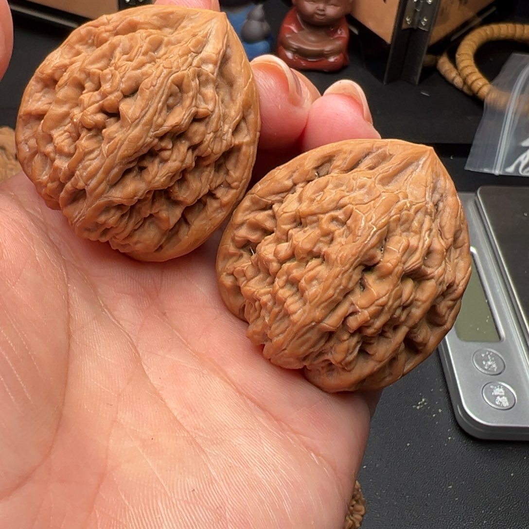 文玩核桃把件浮*虎头王39