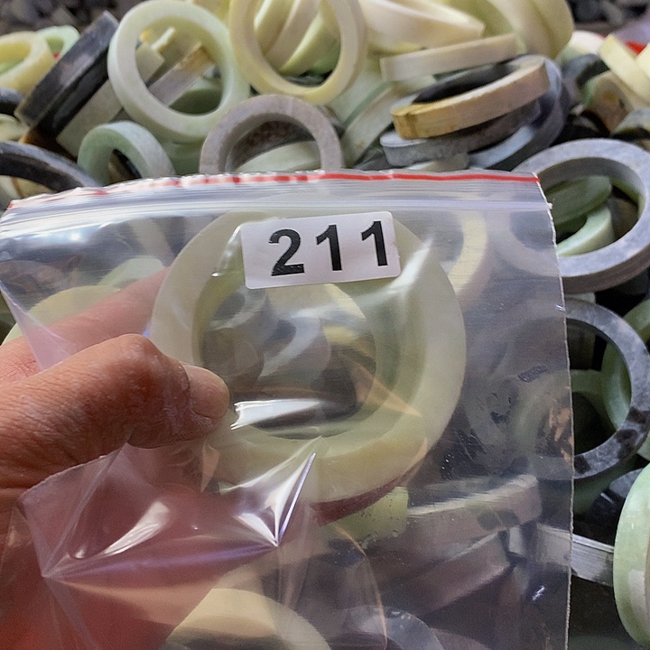 蛇纹石玉原未镶嵌