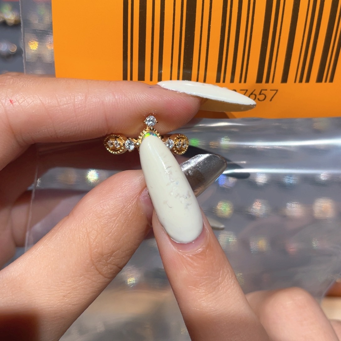 欧泊银S925镶嵌欧泊戒指团****?