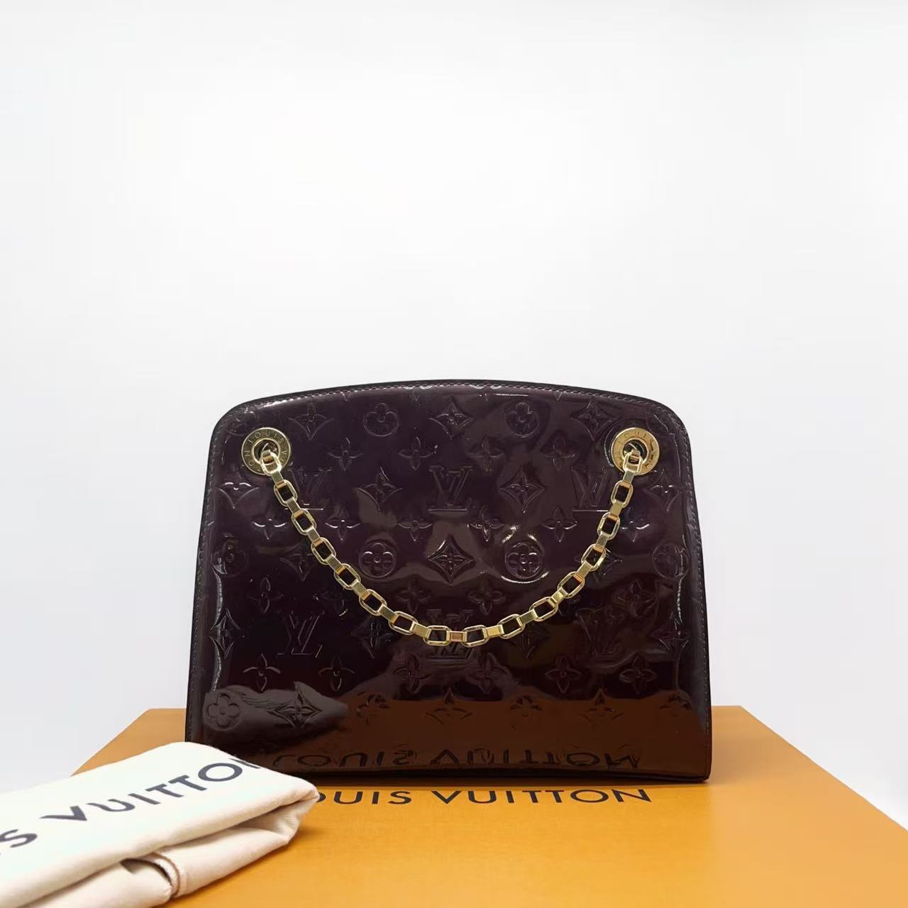 95新 LouisVuitton/路易威登 lv暗红色漆皮0514/二奢包包