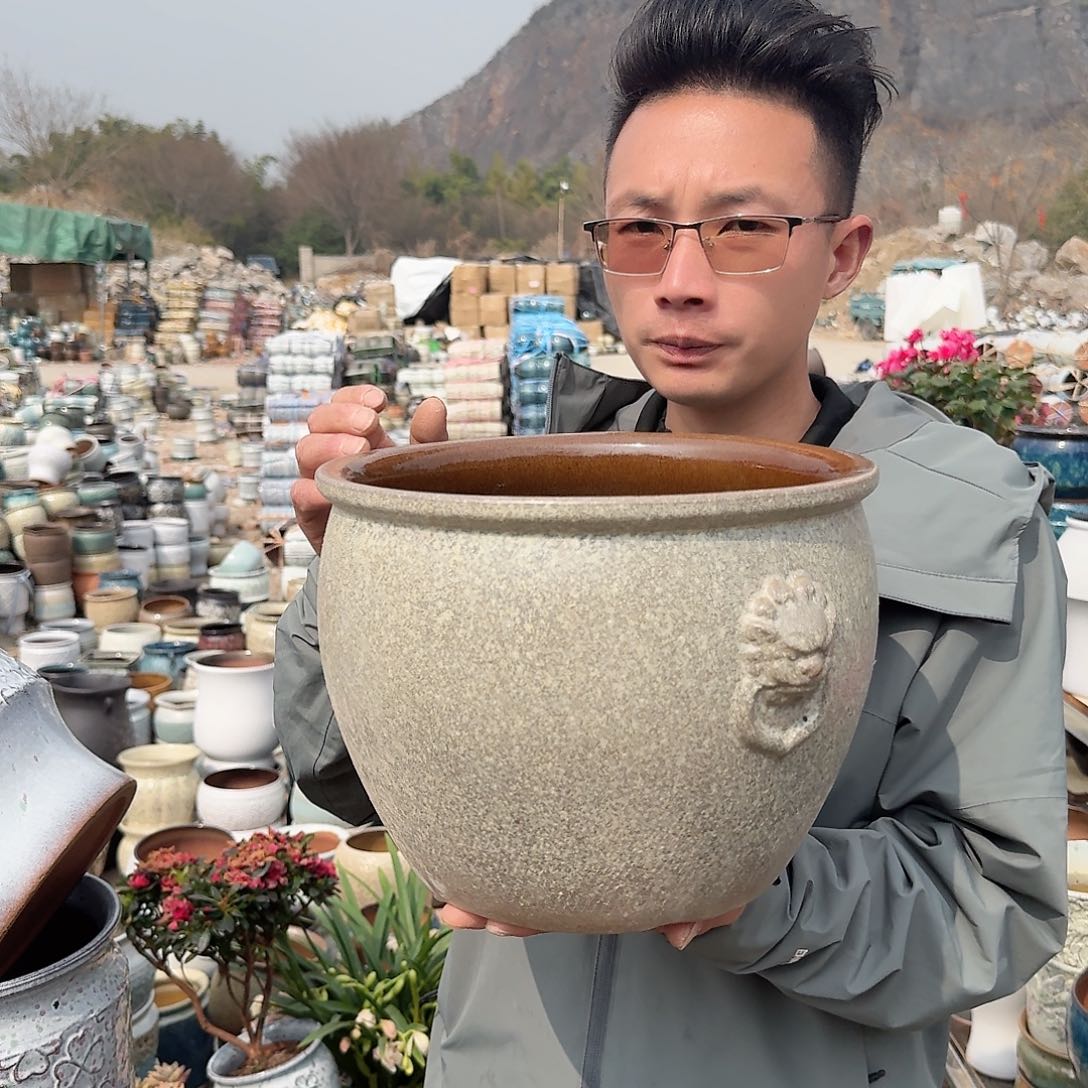 紫砂花盆口30高20（一个水缸灰色狮子头