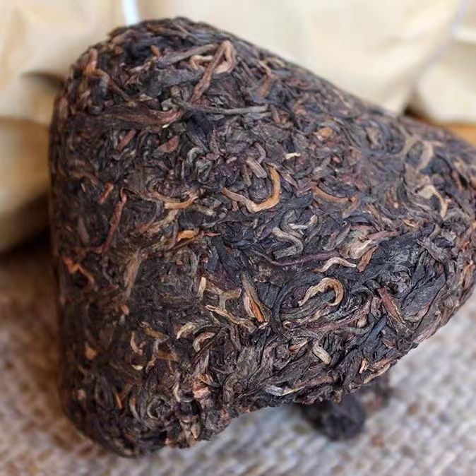 1999年蘑菇沱，250g云南普洱生茶（下单送茶样）