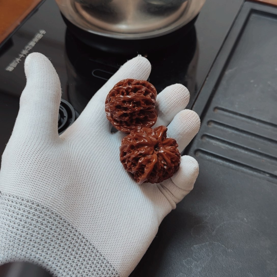 文玩核桃吊坠刘**g苹果