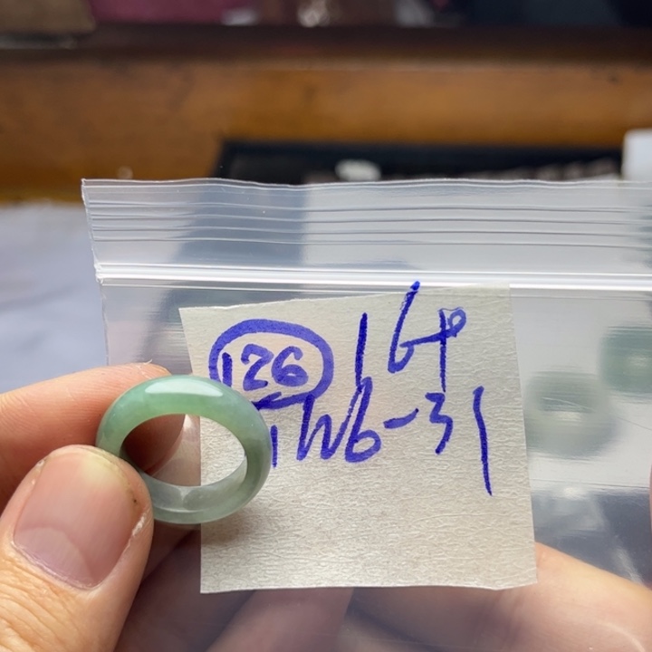 定制翡翠未镶嵌明天