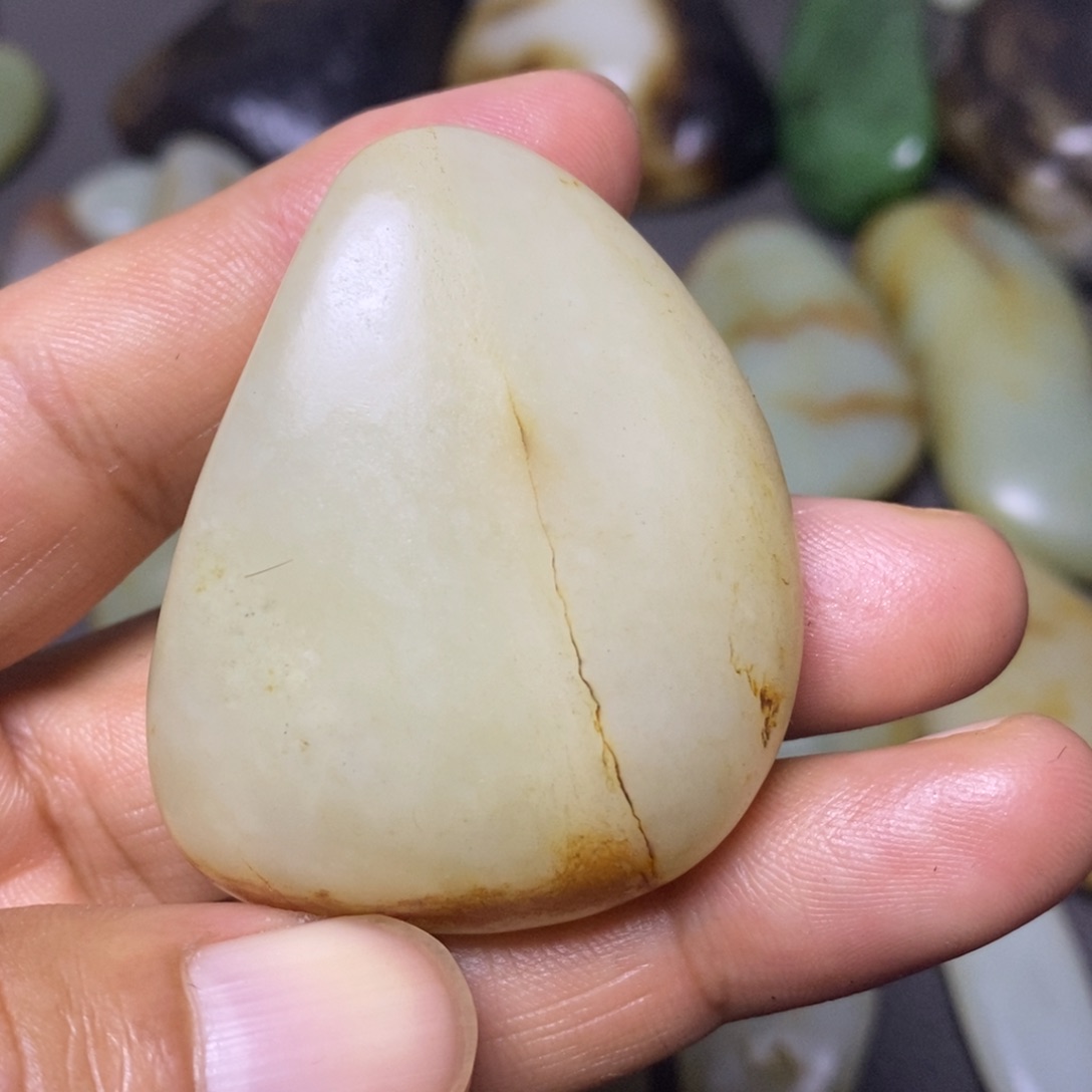 和田玉（糖玉）未镶嵌挂件