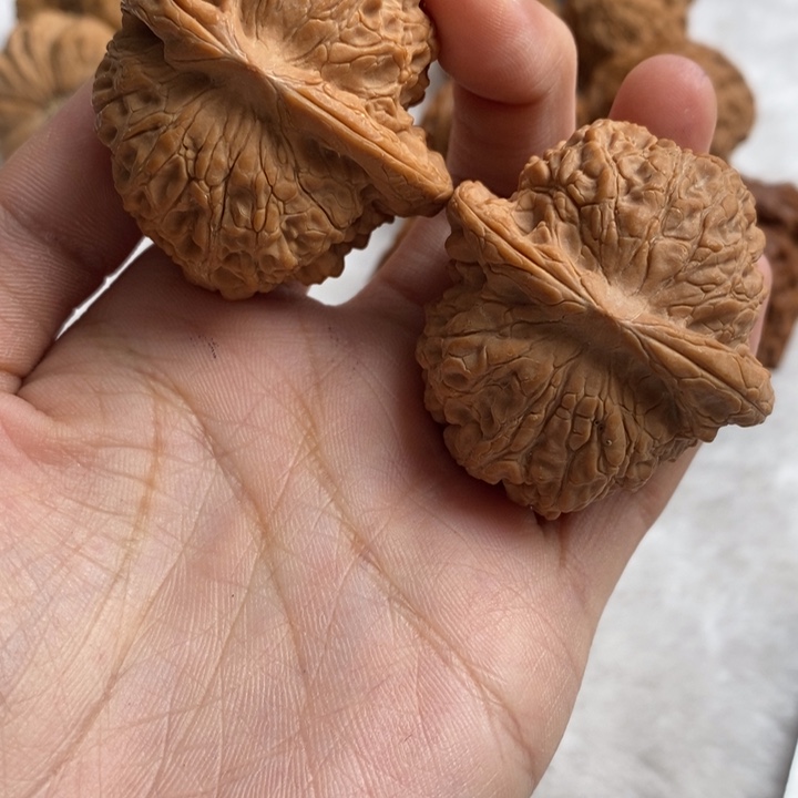 文玩核桃吊坠如*林血麒麟