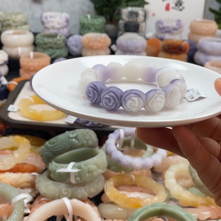 啊***紫石英质玉未镶嵌手镯
