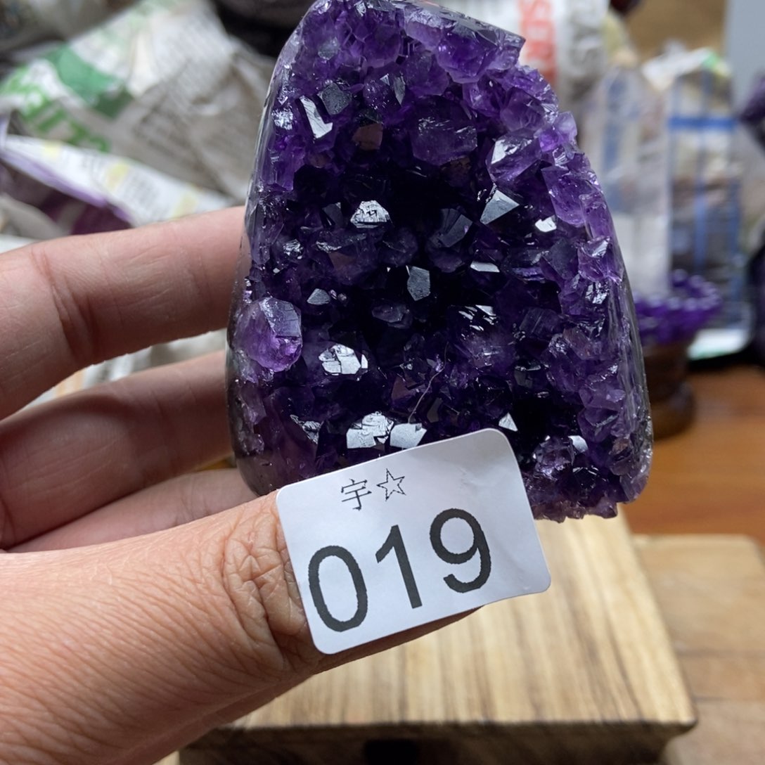 紫晶大型摆件（非配饰）未镶嵌