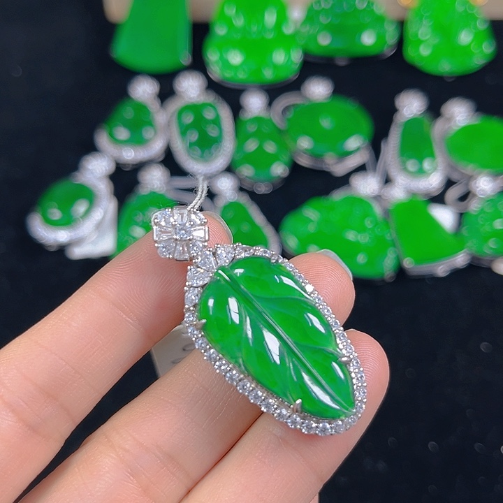 翡翠银S925镶嵌吊坠(不含链)