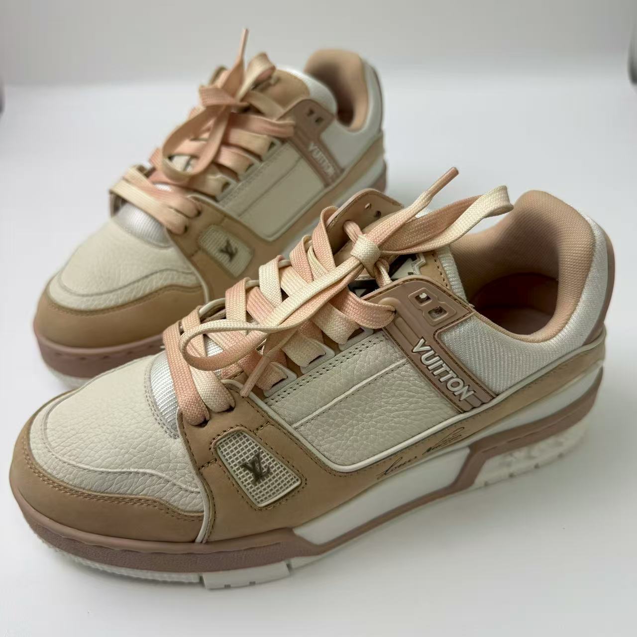 99新 LouisVuitton/路易威登 37码仔仔女鞋/橘色女士trainer 1237