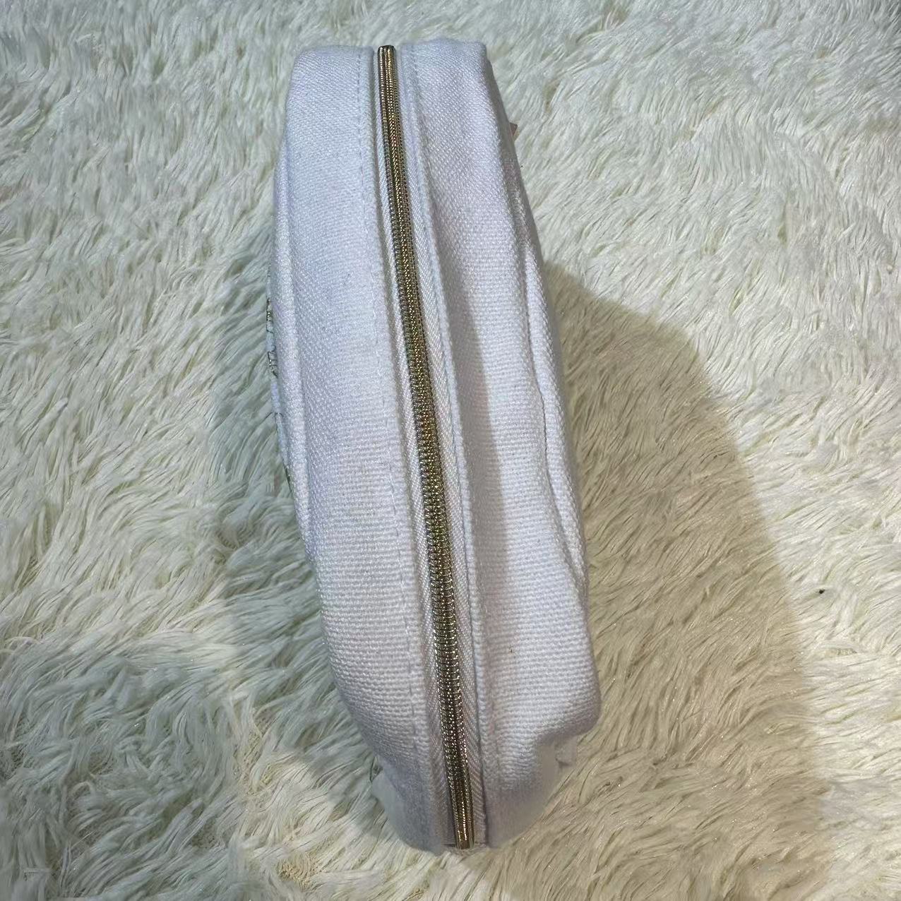 （全新未使用）白色布布包包！娇娇！！化妆包！