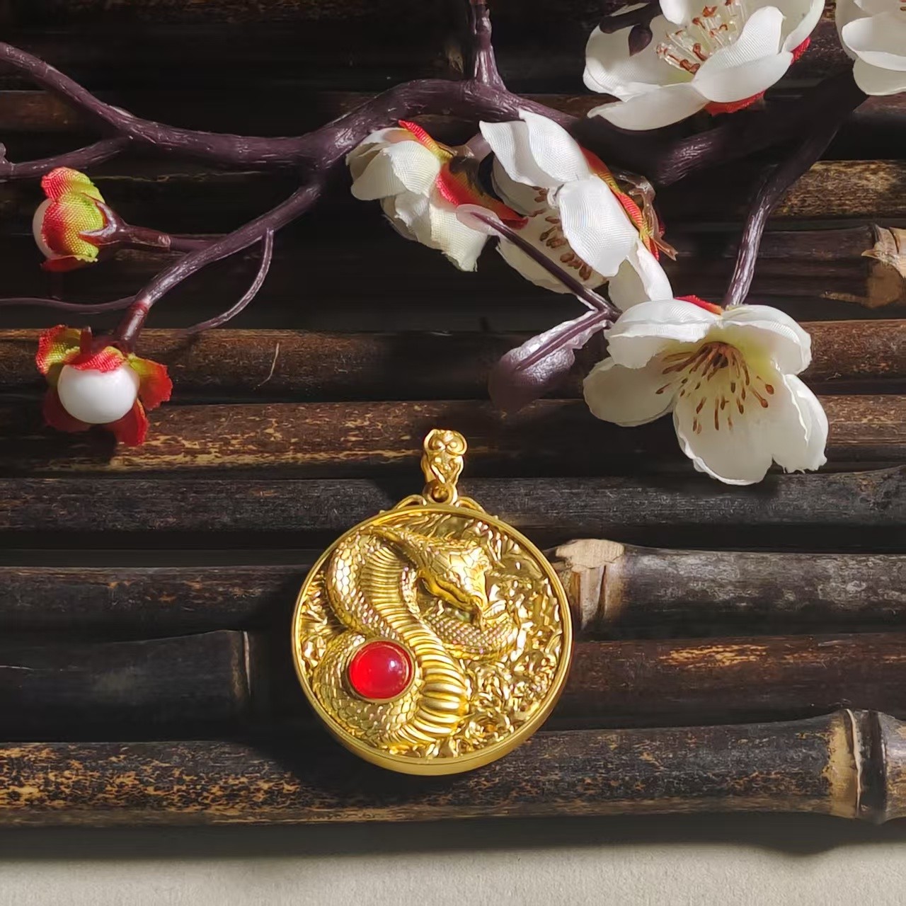 24-KK970时尚经典十二生肖蛇圆牌吊坠