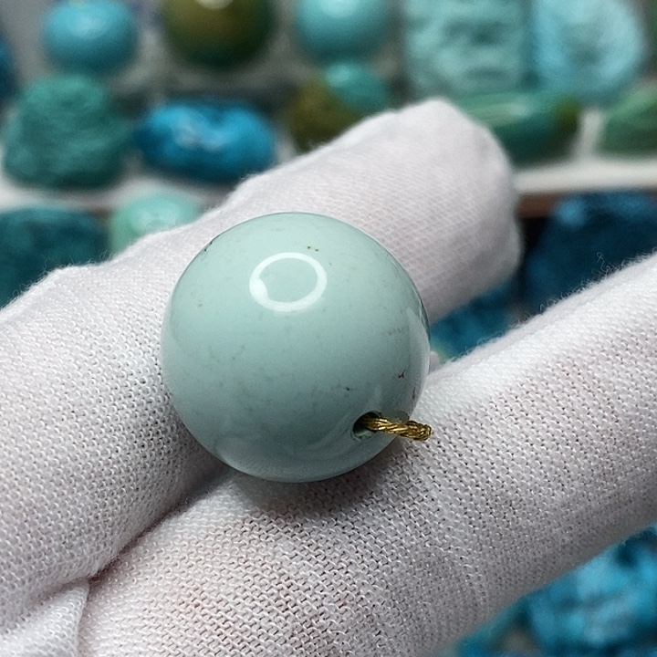 T***d绿松石未镶嵌天然原矿 地大质检