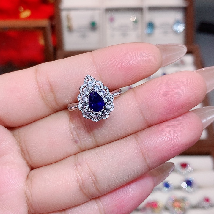 蓝宝石戒指铂Pt950镶嵌1.15ct/七天无理由