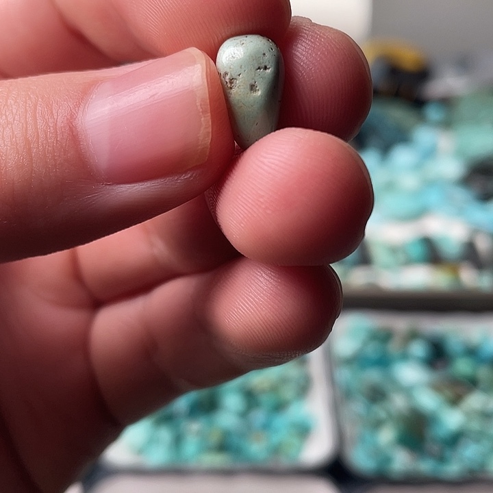 绿松石未镶嵌吊坠